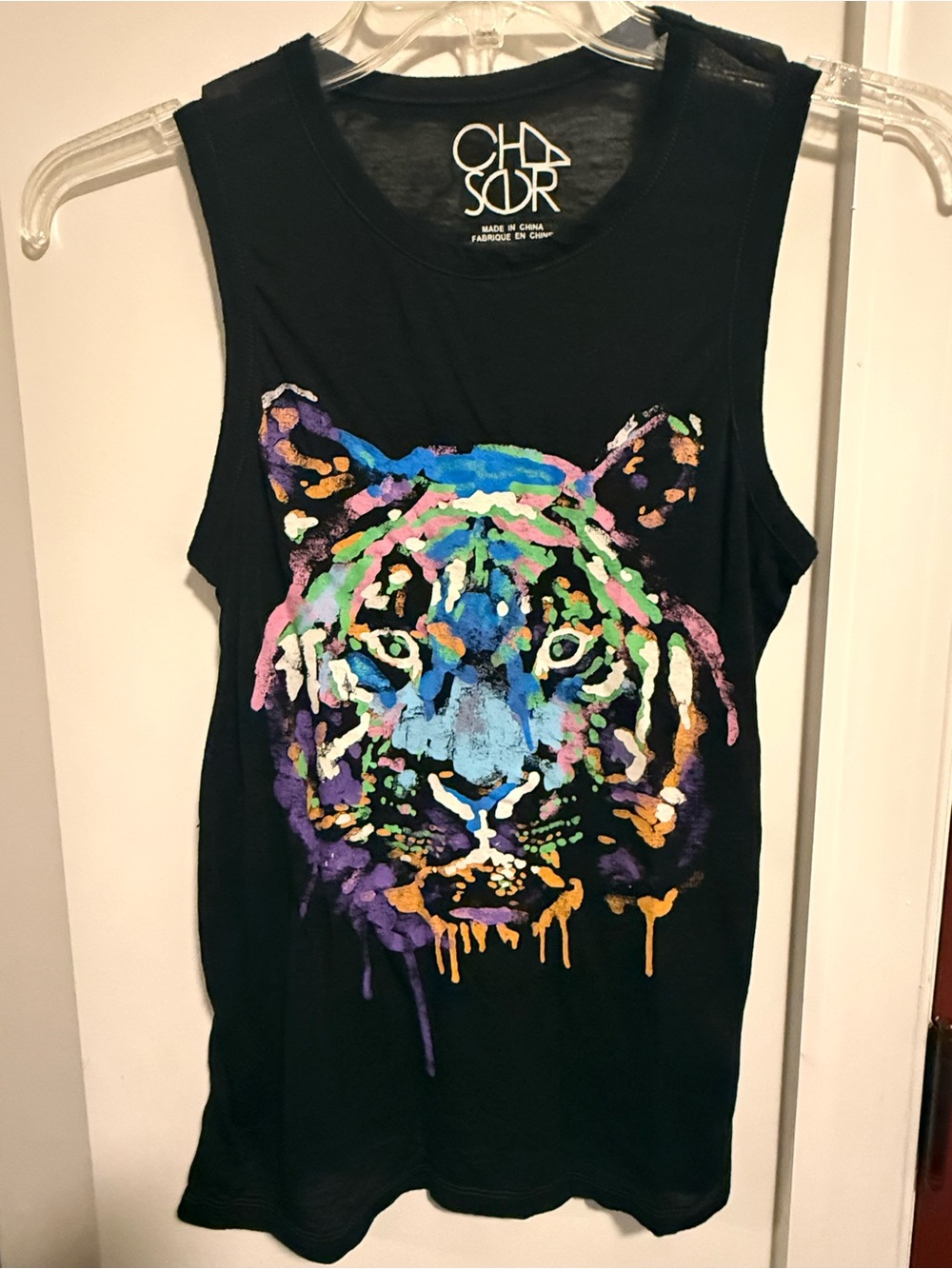 Chaser revolve women’s tiger tank - size small